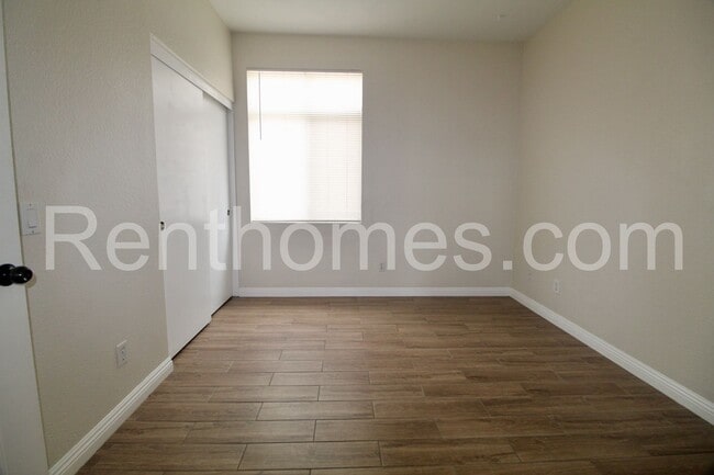 Building Photo - 11597 Trailbrush Point