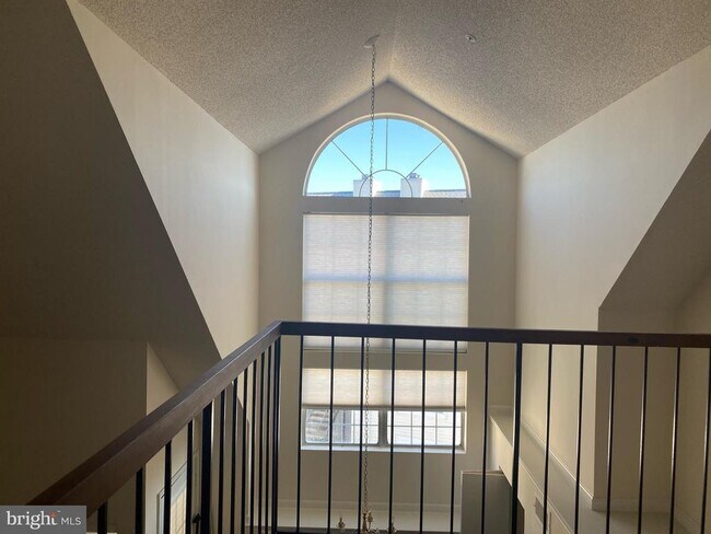 Building Photo - 14119 Bowsprit Ln