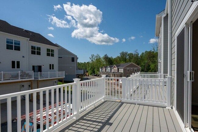 Building Photo - 2864 Sweetbay St