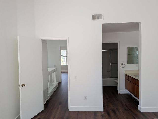 Building Photo - 13374 Tiverton Rd