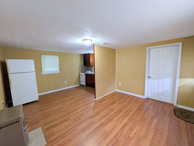 Building Photo - 2619 Second Ave, Groves, TX 77619