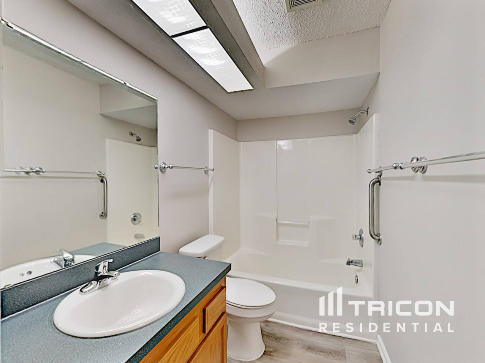 Building Photo - 477 Federal Hill Rd