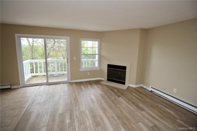 Building Photo - 25 Lexington Hills Rd