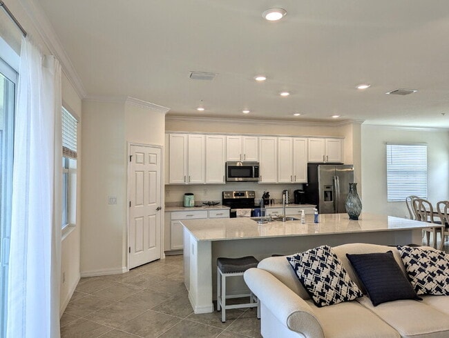 Building Photo - 923 Tidewater Shores Loop