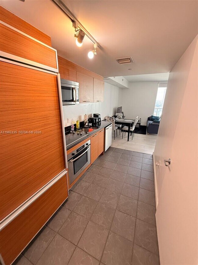 Building Photo - 50 Biscayne Blvd