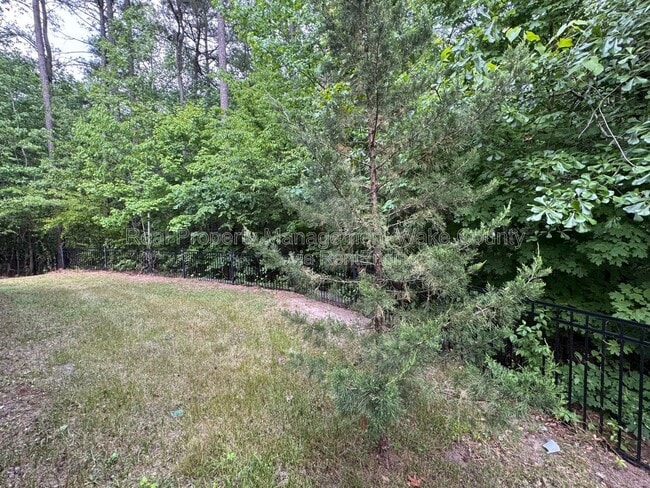 Building Photo - 912 Spring Meadow Dr