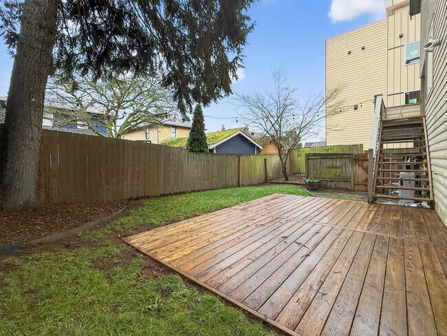 Building Photo - 4418 Corliss Ave N