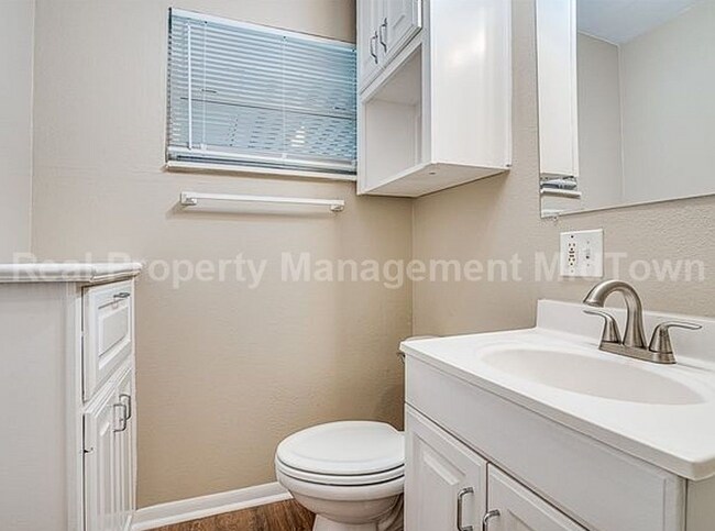 Building Photo - Charming 3-Bedroom Home with Spacious Yard in Garland