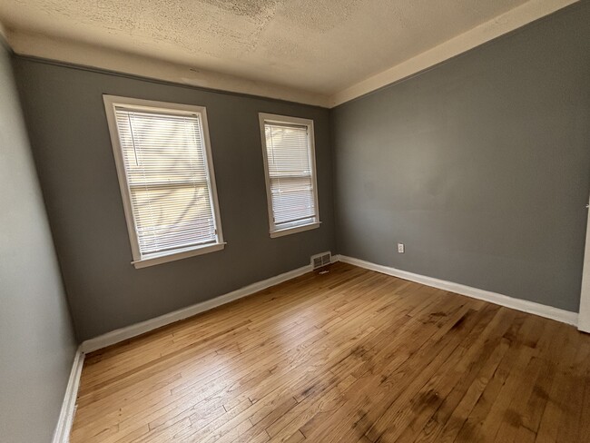 Building Photo - 20300 Gilchrist St