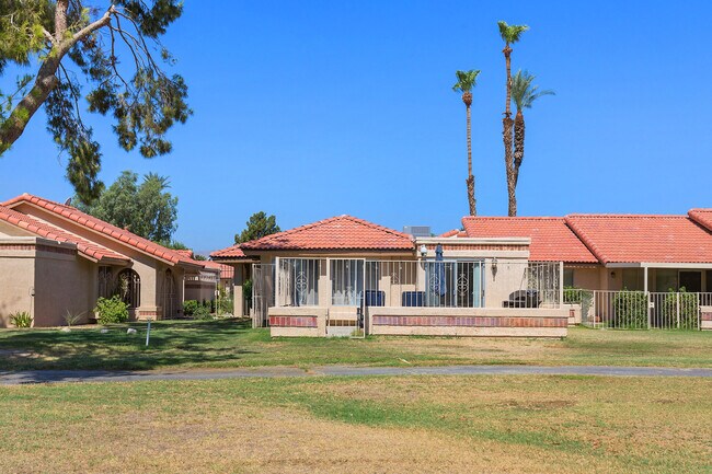 Building Photo - 49336 Eisenhower Dr