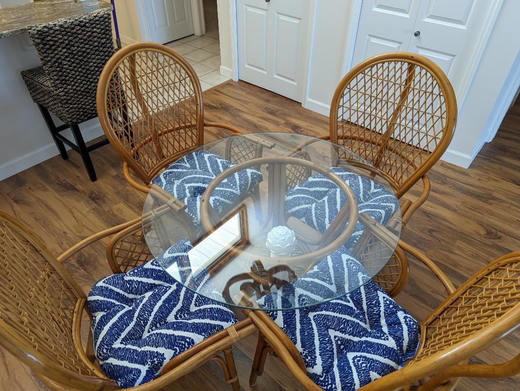 Building Photo - 11650 Capri Cir S