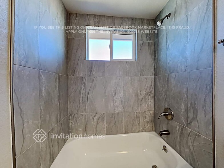 Building Photo - 6023 Poudre Way