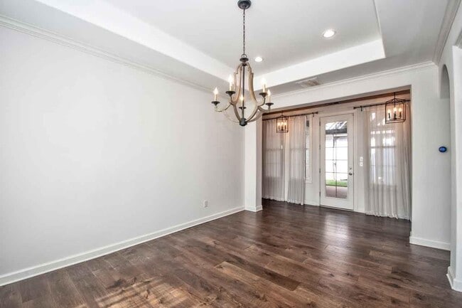 Building Photo - 10441 Sockeye Dr