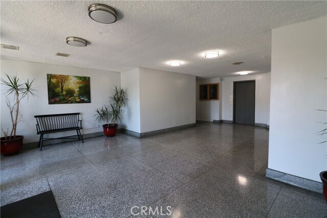 Building Photo - 6251 Coldwater Canyon Ave