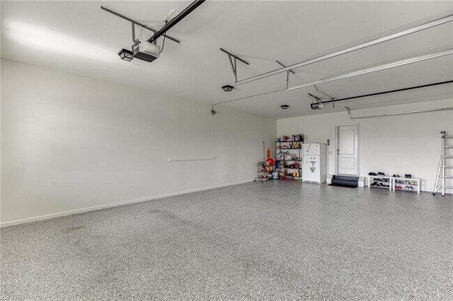 Building Photo - 4612 Grandview Pkwy