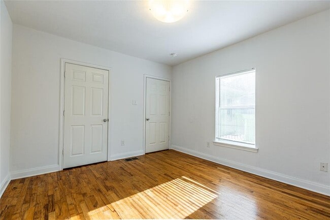 Building Photo - 2946 Pannell St