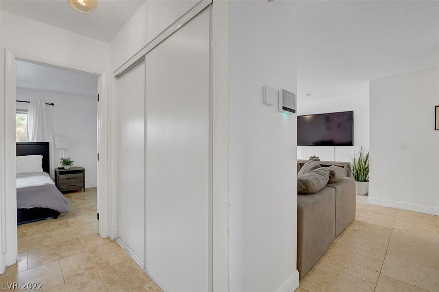 Hall closet from living - 3112 La Mesa Dr