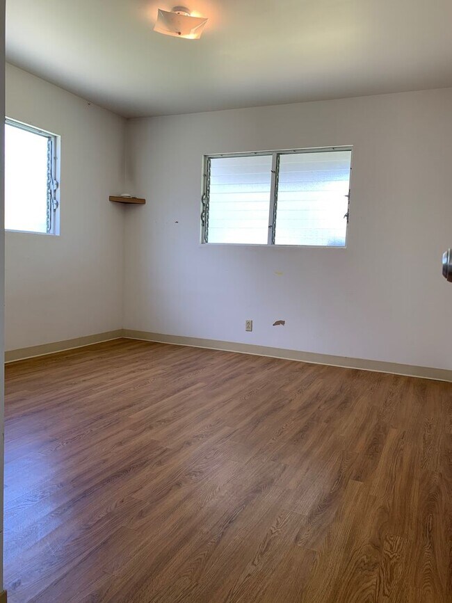 Building Photo - 1415A 7th Avenue
