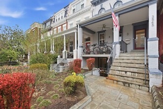 Building Photo - Columbia Heights 2BR/2BA with Two Patios, Ensuite Baths & Private Storage!
