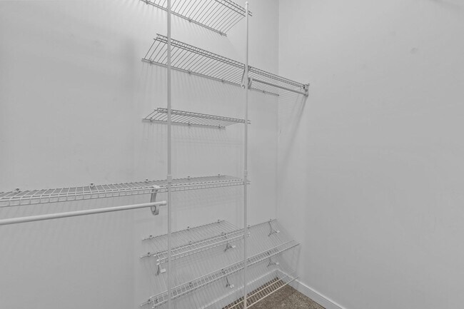 Building Photo - For Rent in Norfolk!