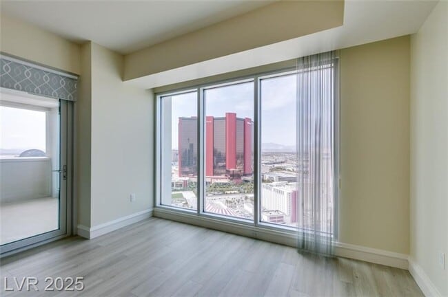 Building Photo - Luxury High-Rise Living at SKY | 29th Floo...