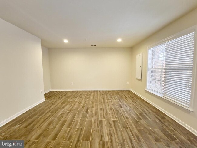 Building Photo - 4705 Verdana Lp