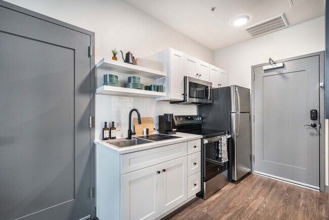 Building Photo - 520 Martin Luther King Jr Blvd