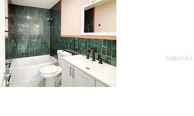Building Photo - 708 Angelina Ln