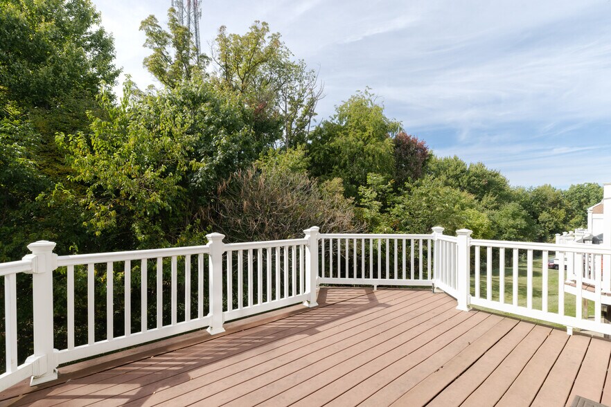 Building Photo - 337 Marshall Heights Dr