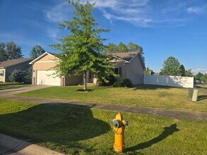Building Photo - Charming 3-Bedroom Single-Level Home on Sp...