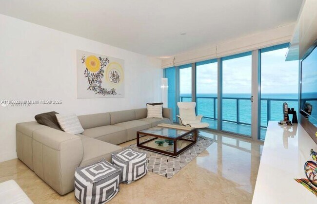 Building Photo - 17001 Collins Ave