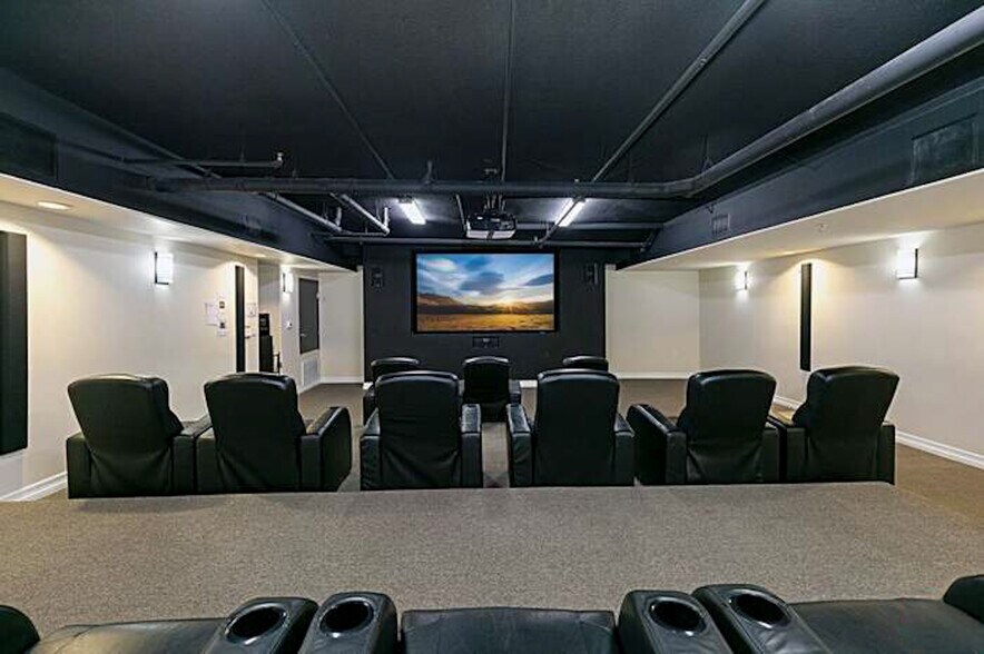 Building Photo - 3750 Santa Rosalia Dr