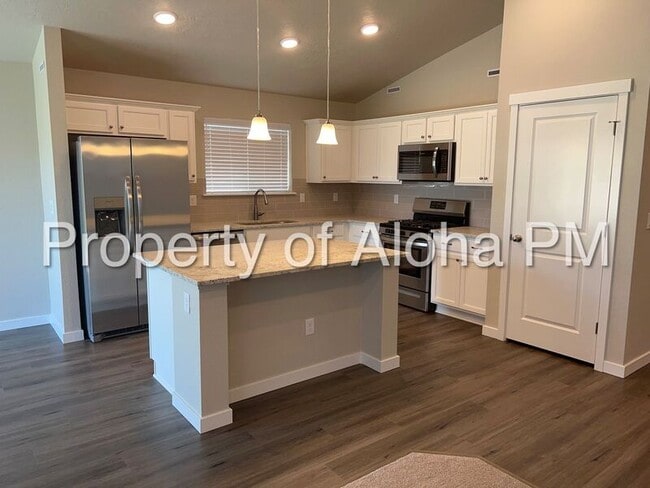 Building Photo - 2835 N Rapid Creek Way