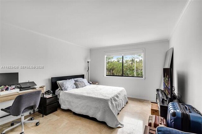 Building Photo - 255 Galen Dr