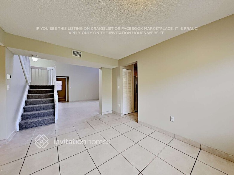 Building Photo - 15510 Queens Grant Ct