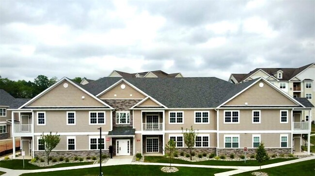Primary Photo - 313 Tower Ridge Cir