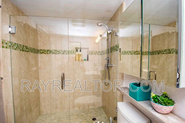 Building Photo - 18 Lansing St