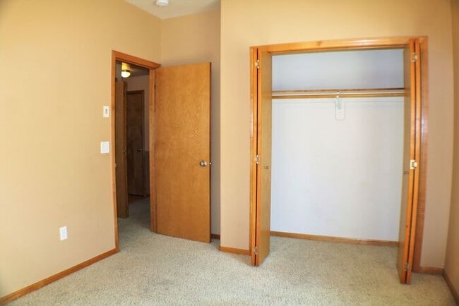 Building Photo - $1,225 | 2 Bedroom, 2 Bathroom Condo | Pet Negotiable | Sublease* | Available for June 1st, 2026 ...