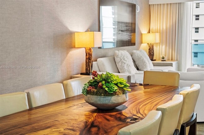 Building Photo - 102 24th St