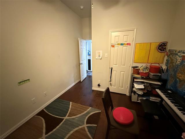 Building Photo - 1619 Mineral Springs Dr