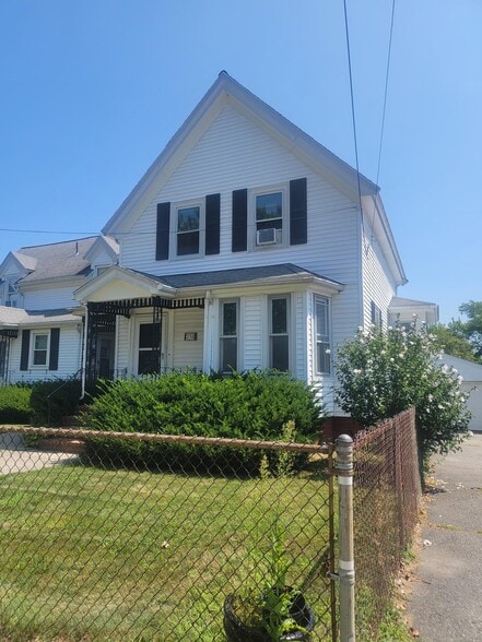 Building Photo - 238 Lenox St