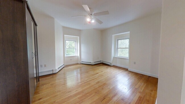 Building Photo - 43 Boyd St