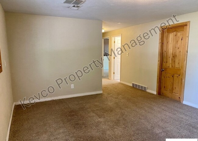 Building Photo - House with central AC!