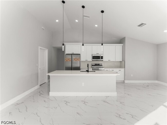 Building Photo - 1242 NW 22nd Ave