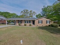 Building Photo - 3959 Notre Dame Pass