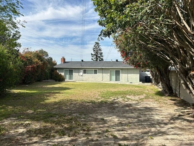 Building Photo - FANTASTIC 4BD 1&3/4BA HOUSE FOR LEASE ON CUL-DE-SAC!