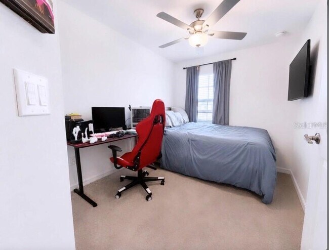 Building Photo - 6047 Acara Ln