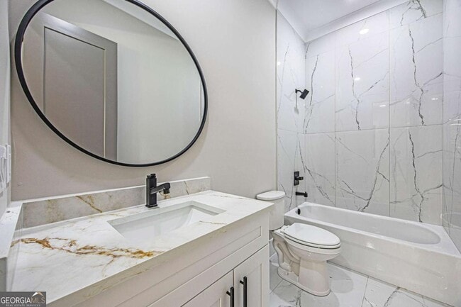 Building Photo - 83 Deer Cyn Dr