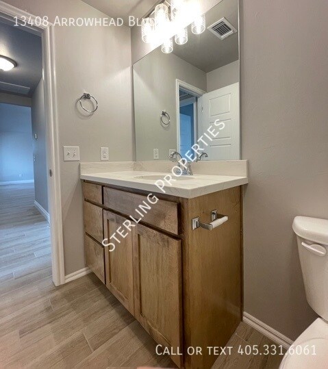 Building Photo - 13408 Arrowhead Blvd