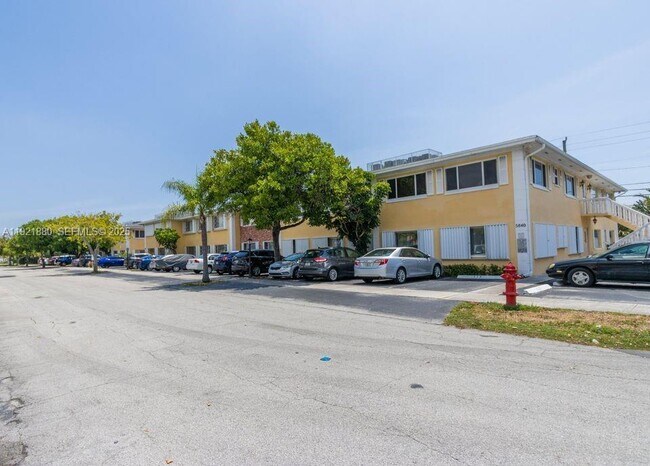 Building Photo - 5840 NE 22nd Way